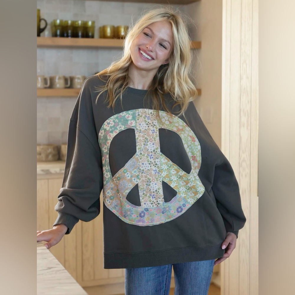 NATURAL LIFE Olive Green Sweatshirt with Floral Peace Sign